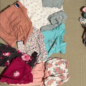 5 Assorted Baby Clothing Set